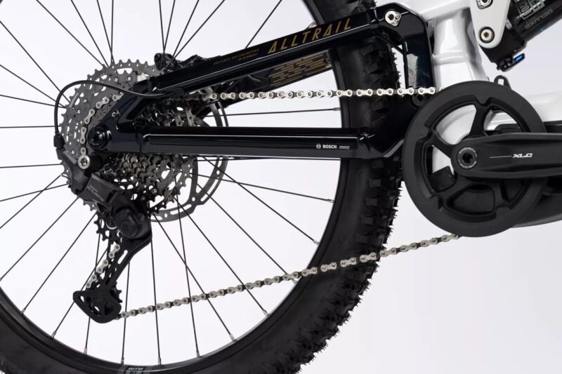 Haibike ALLTRAIL 8 Low 27.5 white/blue/gold brillant 2025 – Image 7