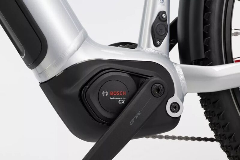 Haibike TREKKING 7 - High
Soft grey/red/blue brillant 2025 – Image 7