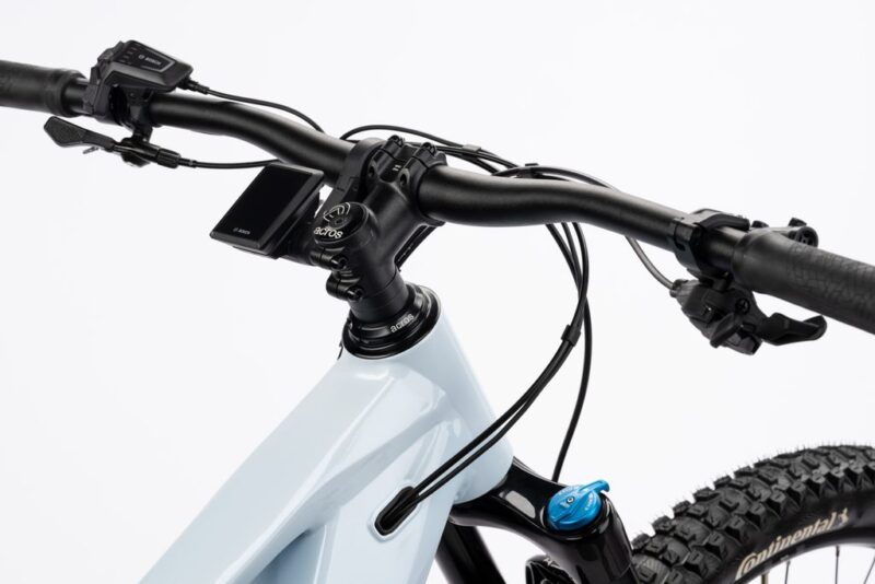 GHOST E-ASX ADVANCED HIGH
Unisexe snow blue/shadow gray - glossy 2025 – Image 4