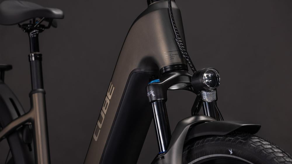 Cube Touring Hybrid Comfort SLX 800 charcoal´n´chrome – Image 2