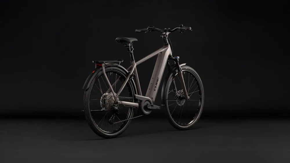 Cube Kathmandu Hybride ONE 800 cèdre et chrome 2027 – Image 4